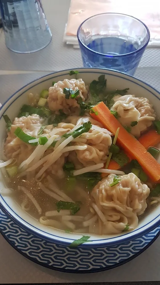 Soupe Raviolis Aux Crevettes